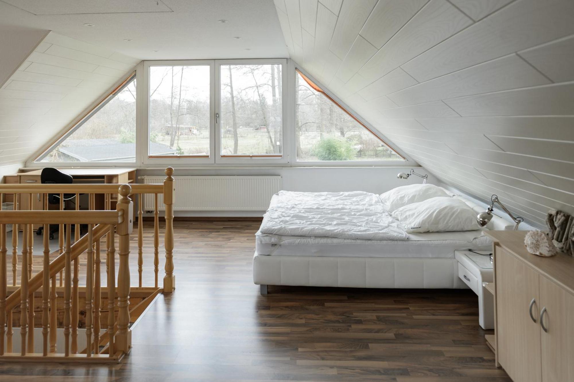 Ferienhaus Direkt An Der Spree Mit Whirlpool Und Sauna Berlin Exterior foto